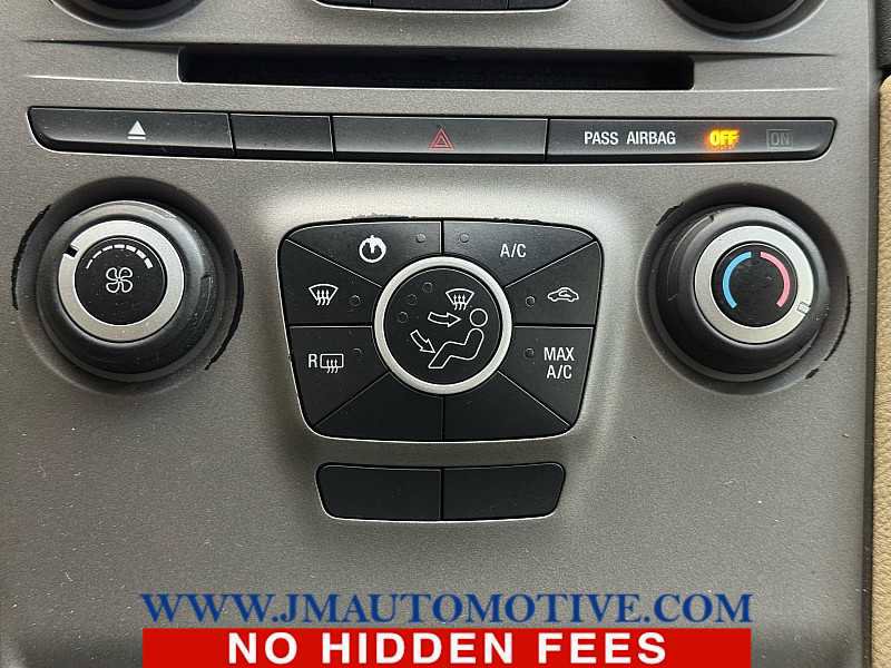 Used 2015 Ford Taurus SE image 33