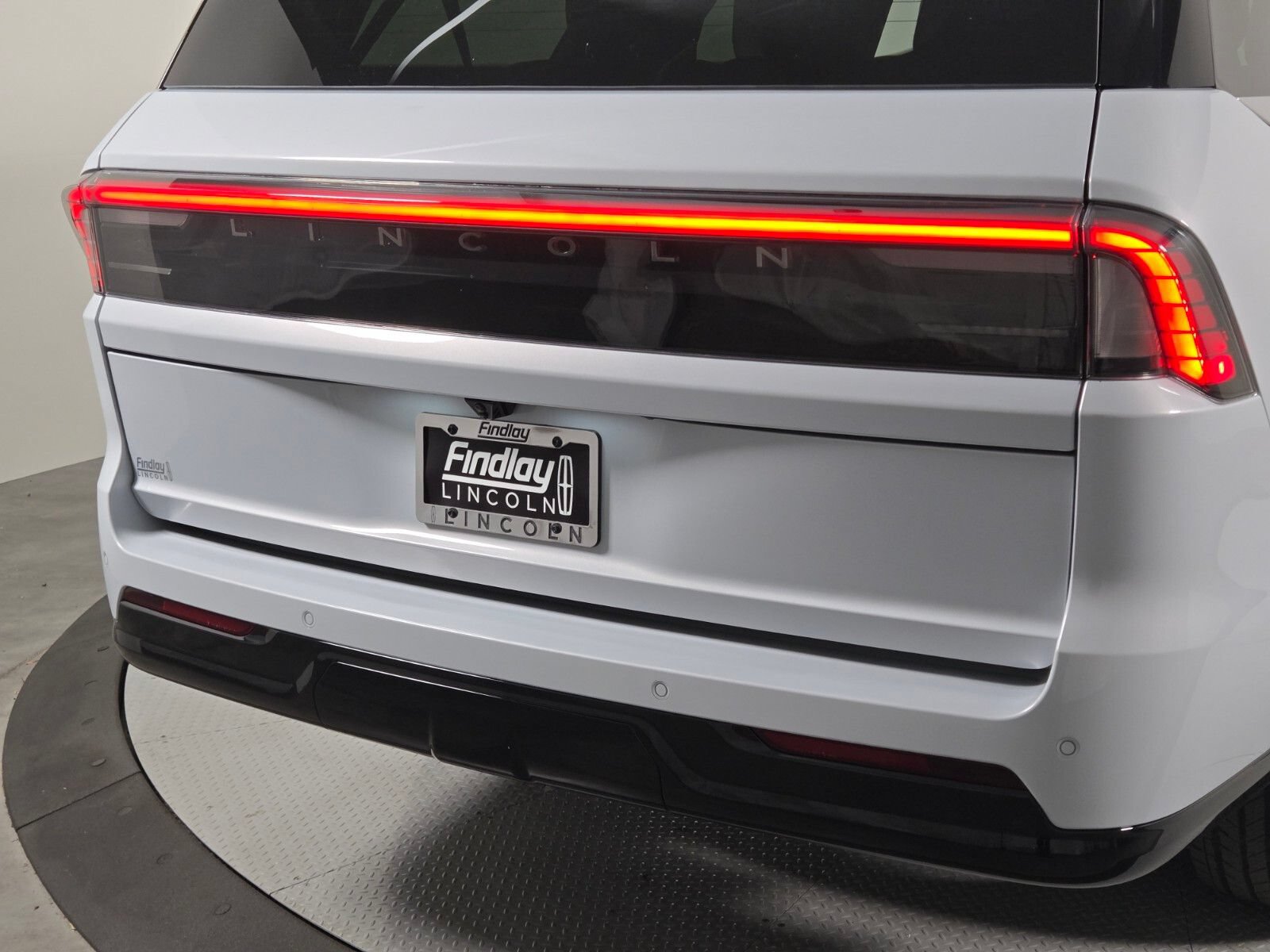 New 2026 Lincoln Navigator L Reserve AWD/4WD image 5