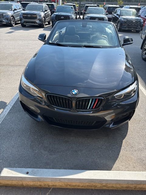 Used 2018 BMW 230i Convertible image 6