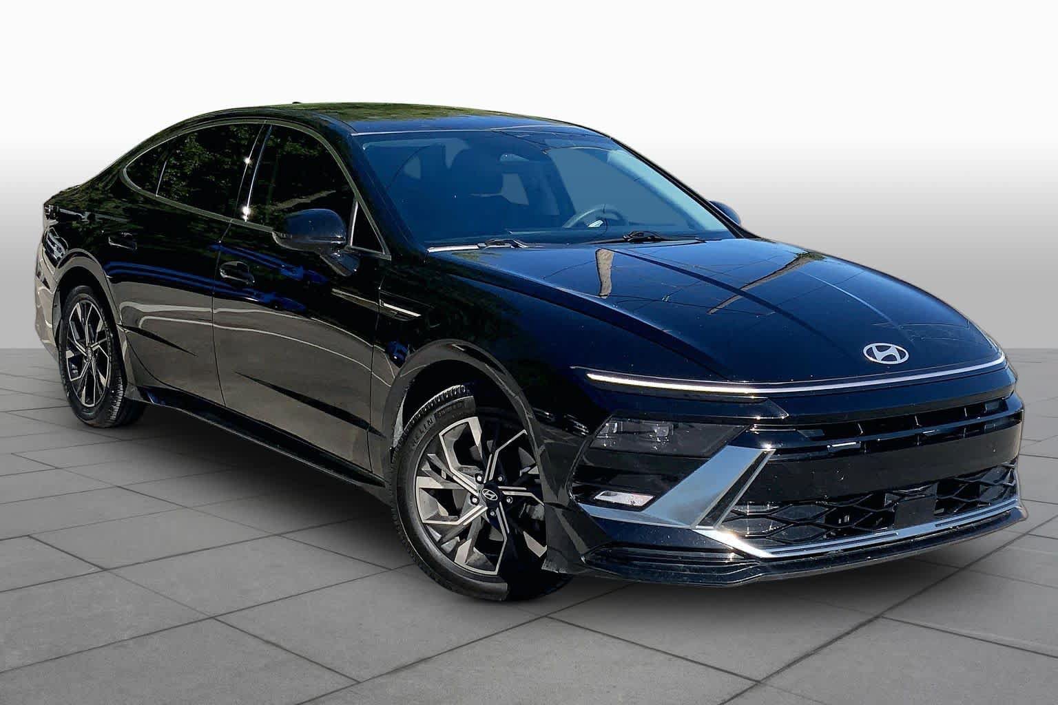 Used 2024 Hyundai Sonata SEL FWD image 3