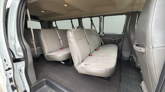Used 2024 Chevrolet Express 3500 LT w/ LT Preferred Equipment Group RWD image 34