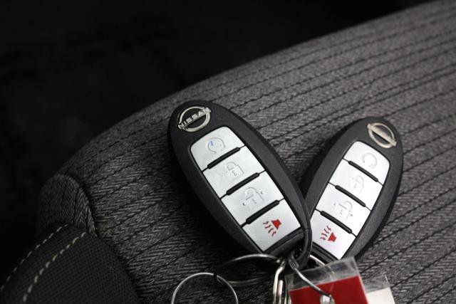 Certified 2022 Nissan Rogue SV FWD image 29