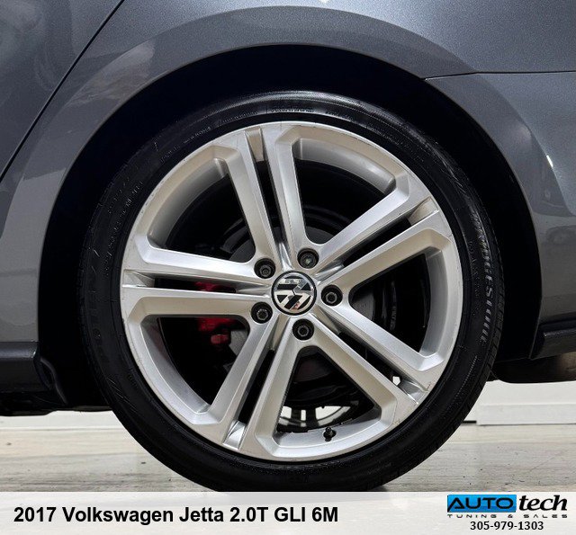 Used 2017 Volkswagen Jetta GLI image 16