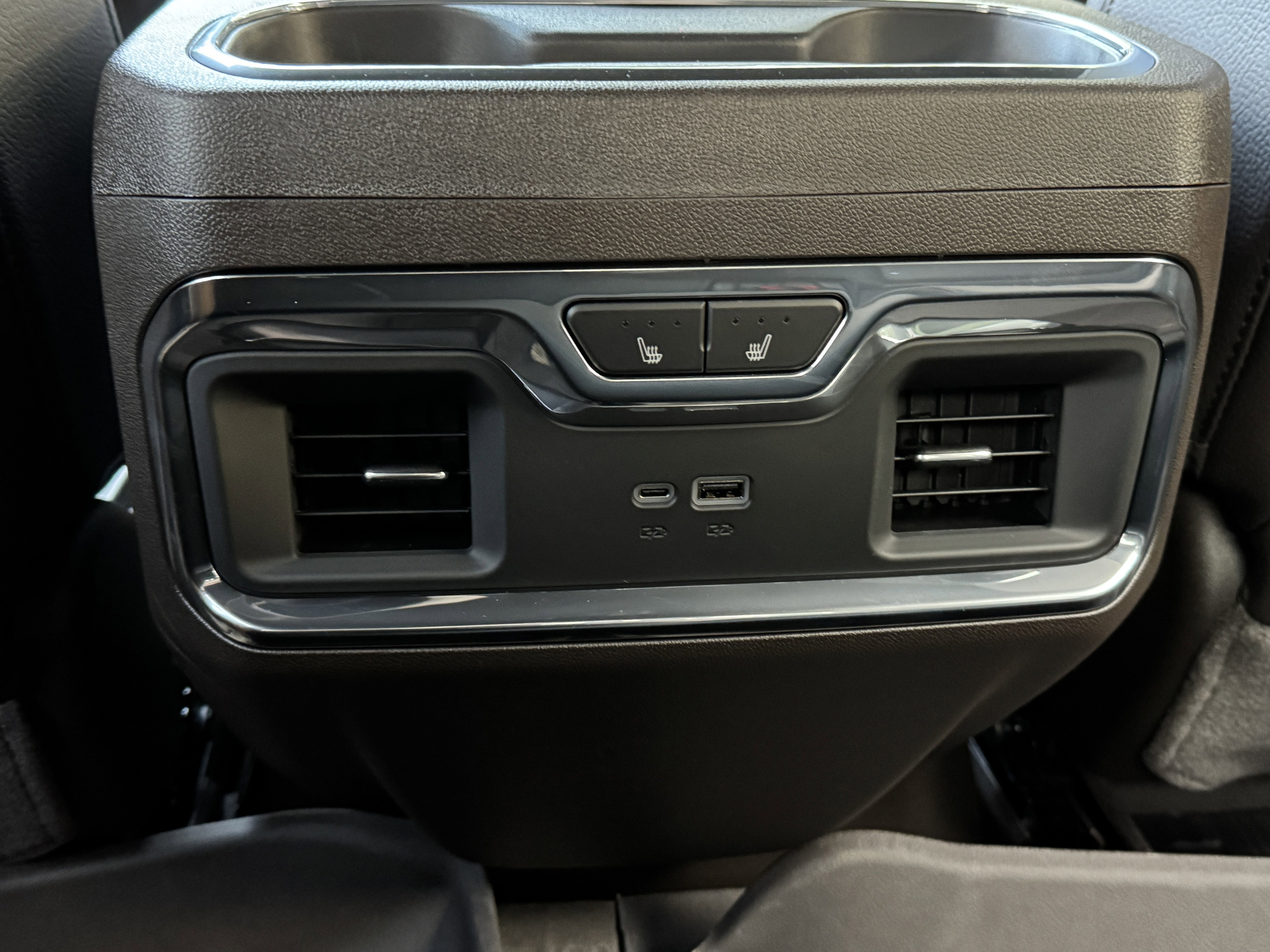New 2026 GMC Sierra 1500 Denali w/ Denali Reserve Package image 38