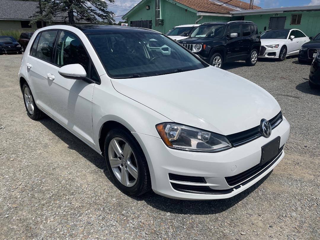 Used 2017 Volkswagen Golf SE FWD image 4