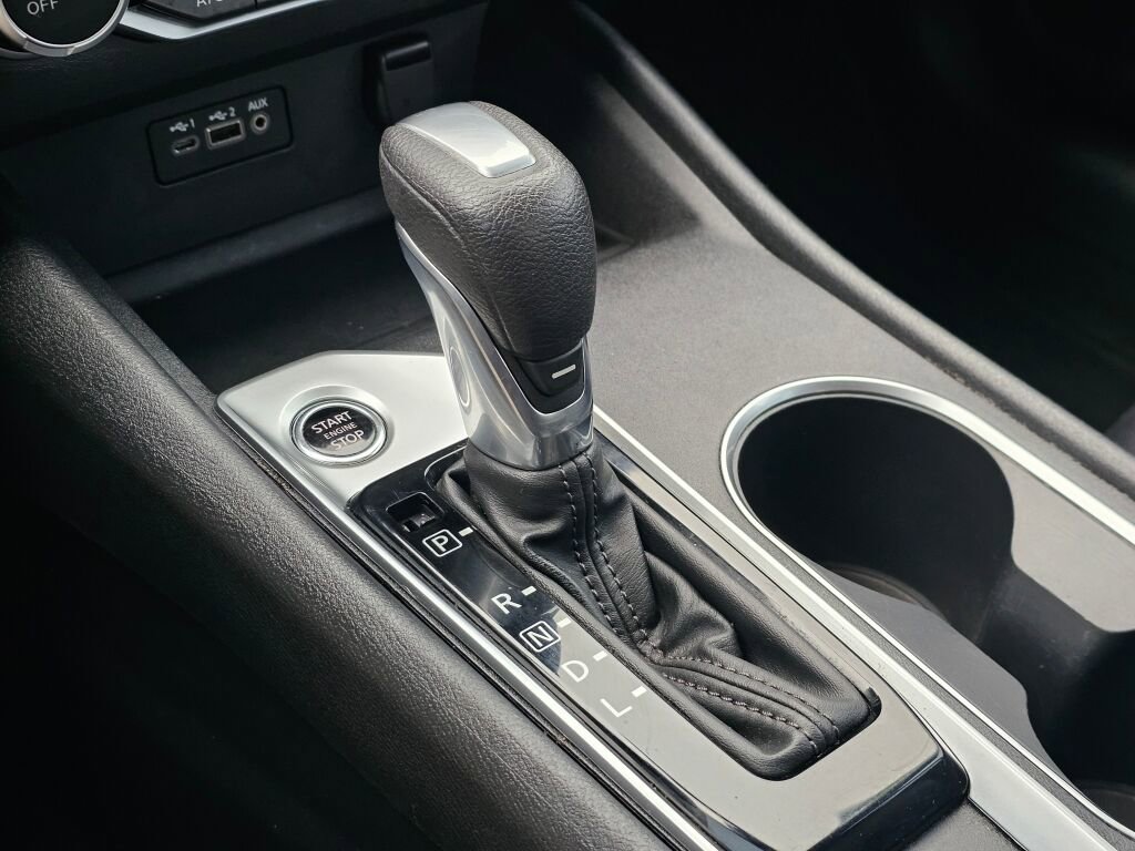 Used 2022 Nissan Altima 2.5 SV image 36