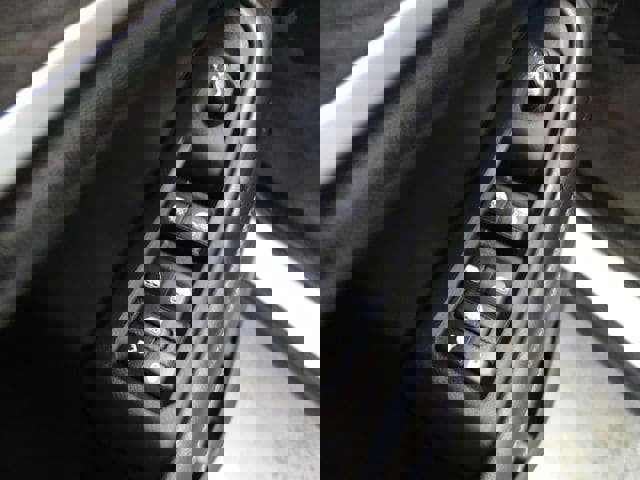 Certified 2023 Jeep Grand Cherokee 4WD 4xe w/ Luxury Tech Group II image 10