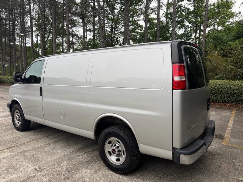 Used 2023 GMC Savana 2500 w/ Driver Convenience Package RWD image 5