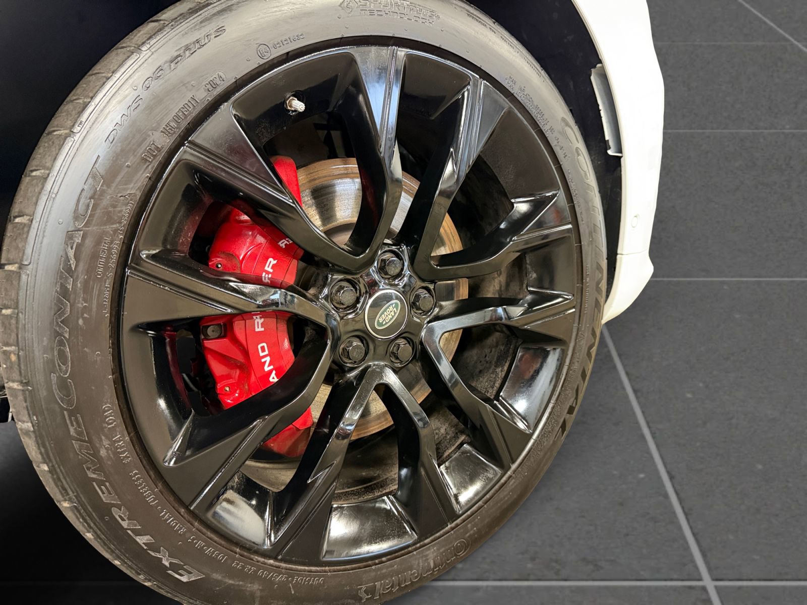 Used 2019 Land Rover Range Rover Sport HST image 42