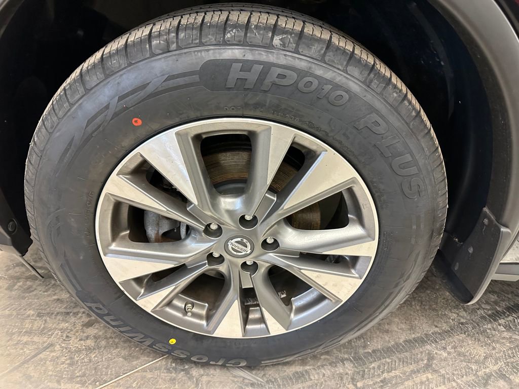 Used 2017 Nissan Murano SL image 35