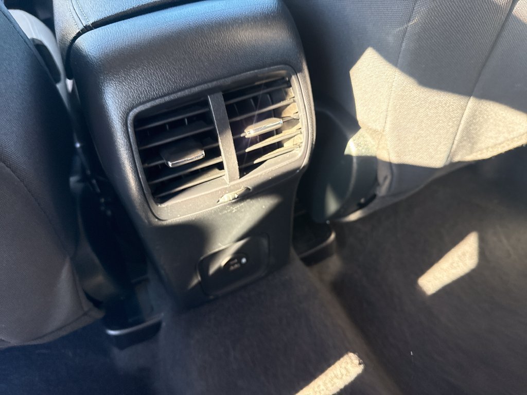 Used 2020 Ford Escape SE FWD image 13