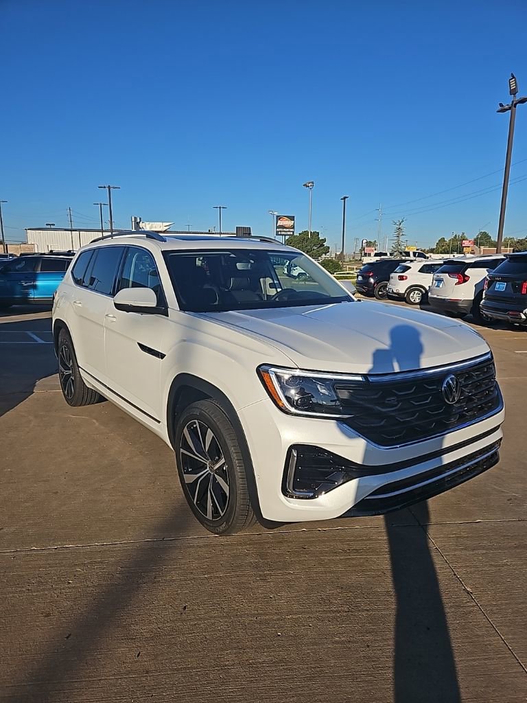 New 2026 Volkswagen Atlas SEL Premium R-Line image 3