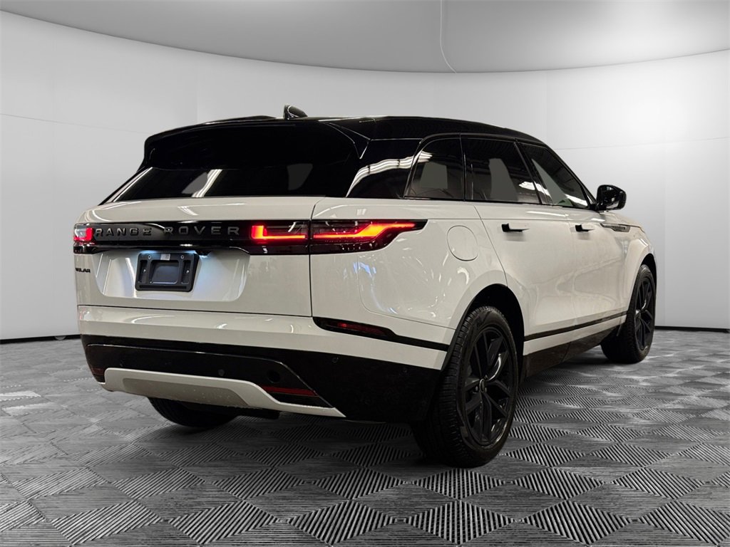 New 2026 Land Rover Range Rover Velar Dynamic SE image 5