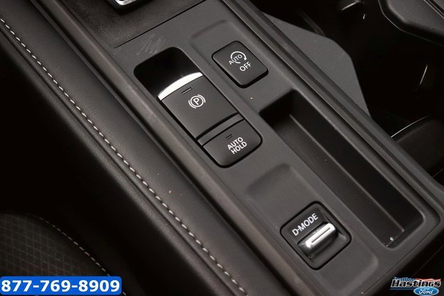 Used 2025 Nissan Pathfinder S image 19