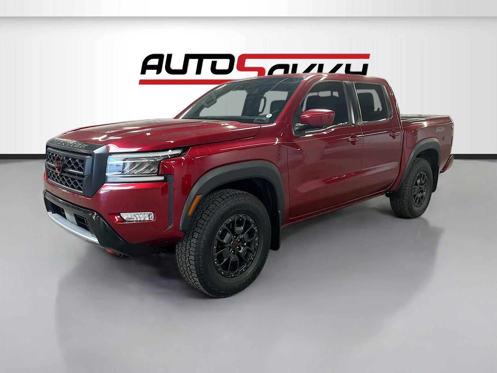 Used 2023 Nissan Frontier PRO-4X w/ Pro-4X Premium Package image 3