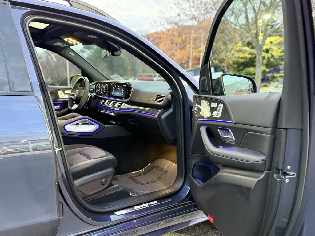 Used 2025 Mercedes-Benz GLE 53 AMG 4MATIC image 28