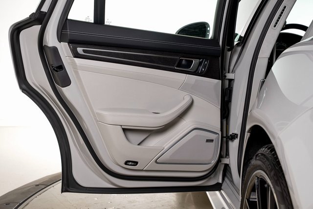 Used 2023 Porsche Panamera Turbo S image 63