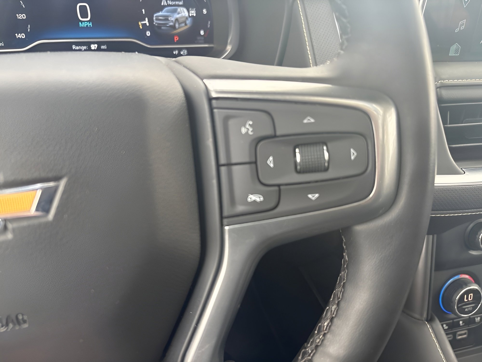 Used 2023 Chevrolet Tahoe Premier w/ Premium Package AWD/4WD image 26