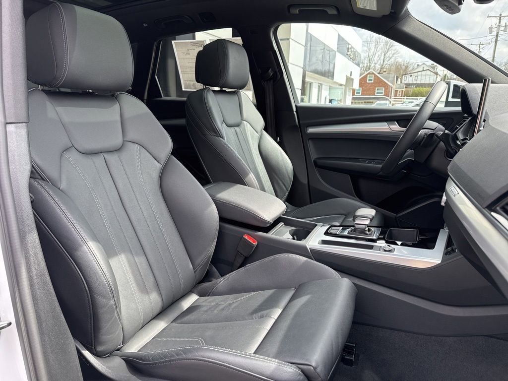 Used 2025 Audi Q5 2.0T Premium image 27