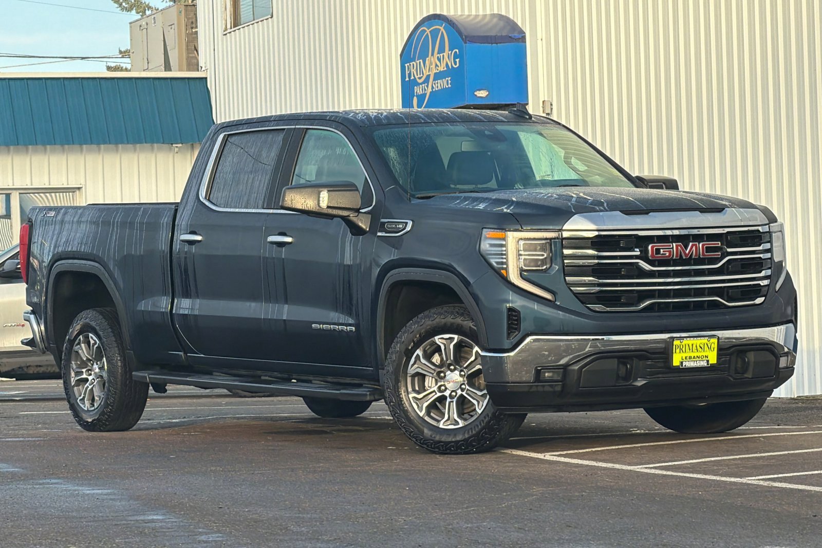 Used 2023 GMC Sierra 1500 SLT w/ SLT Convenience Package image 2