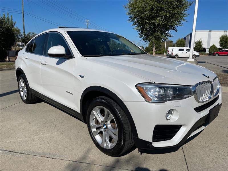 Used 2016 BMW X4 xDrive28i image 4