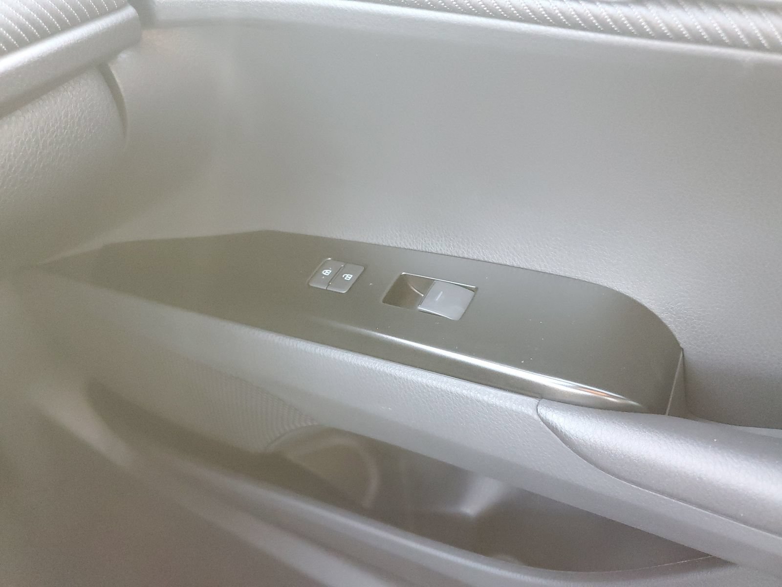 New 2026 Toyota Camry SE FWD image 29