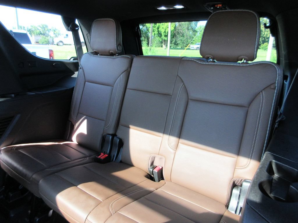 Certified 2022 Chevrolet Tahoe High Country w/ Max Trailering Package AWD/4WD image 26