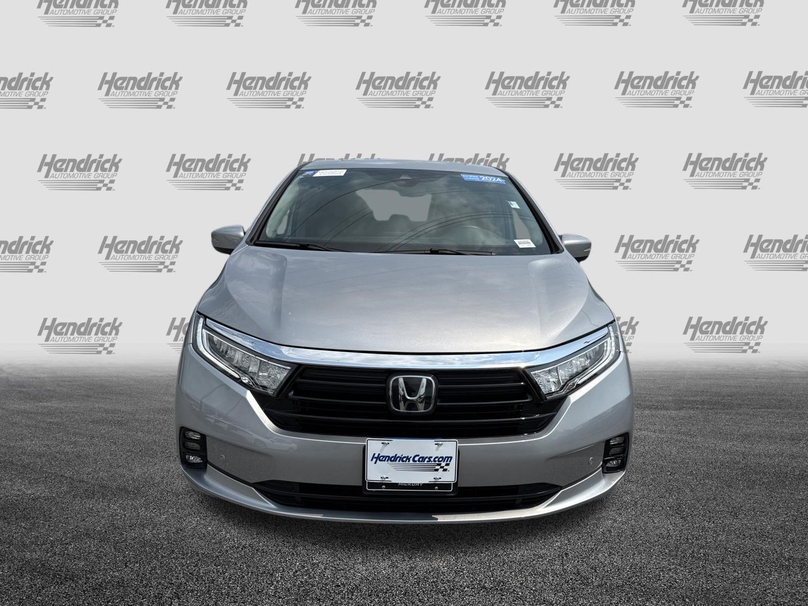 Certified 2024 Honda Odyssey Touring image 3