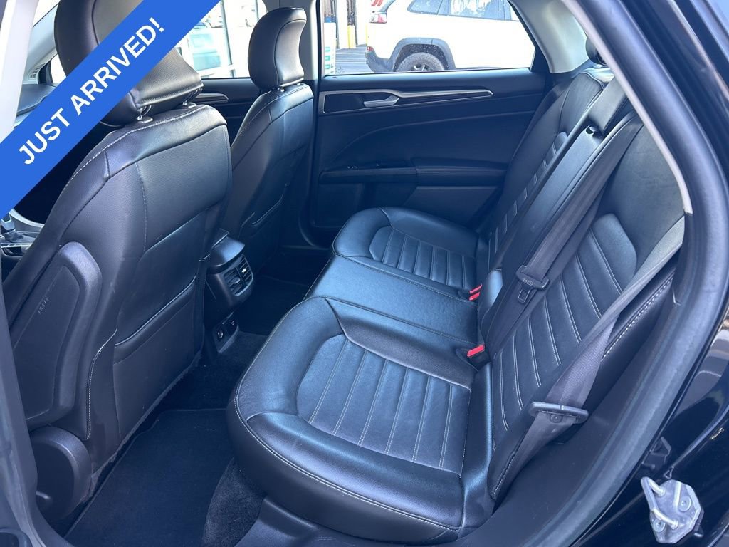 Used 2016 Ford Fusion Energi SE FWD image 6