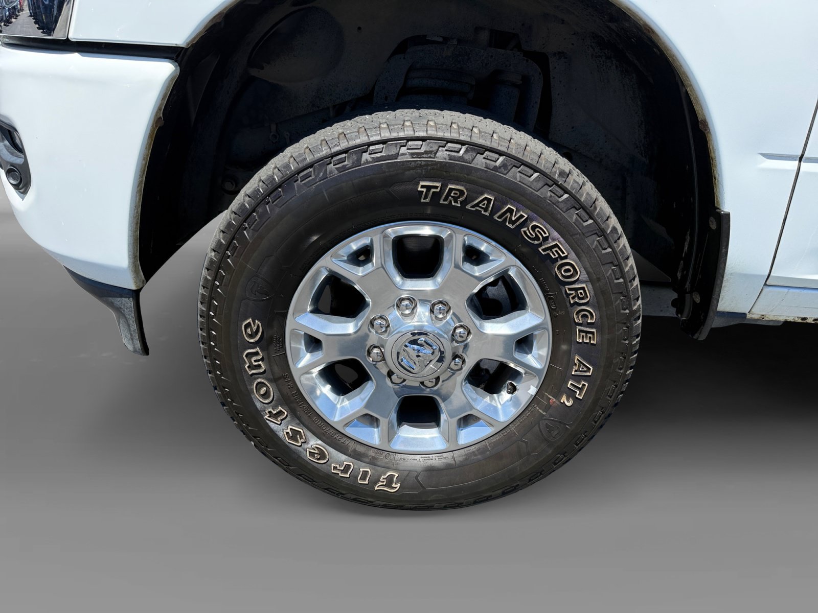 Used 2024 RAM 2500 Laramie w/ Safety Group AWD/4WD image 9