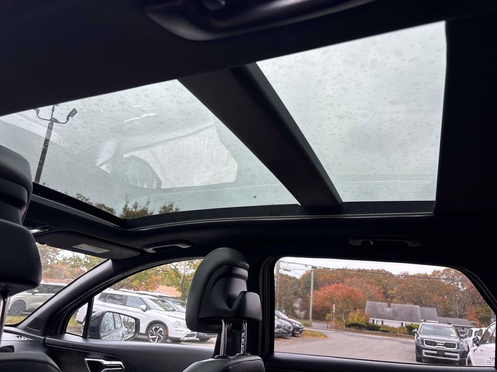 Used 2023 Kia Sportage X-Pro image 10