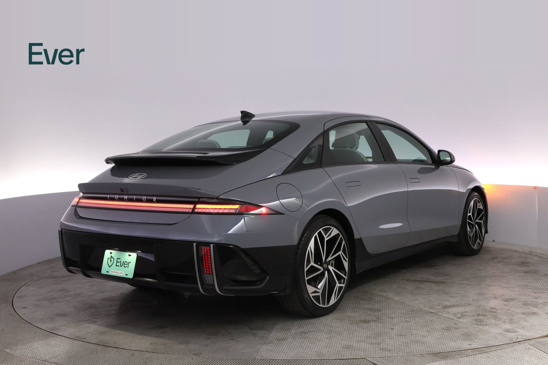 Used 2024 Hyundai Ioniq 6 SEL RWD image 3