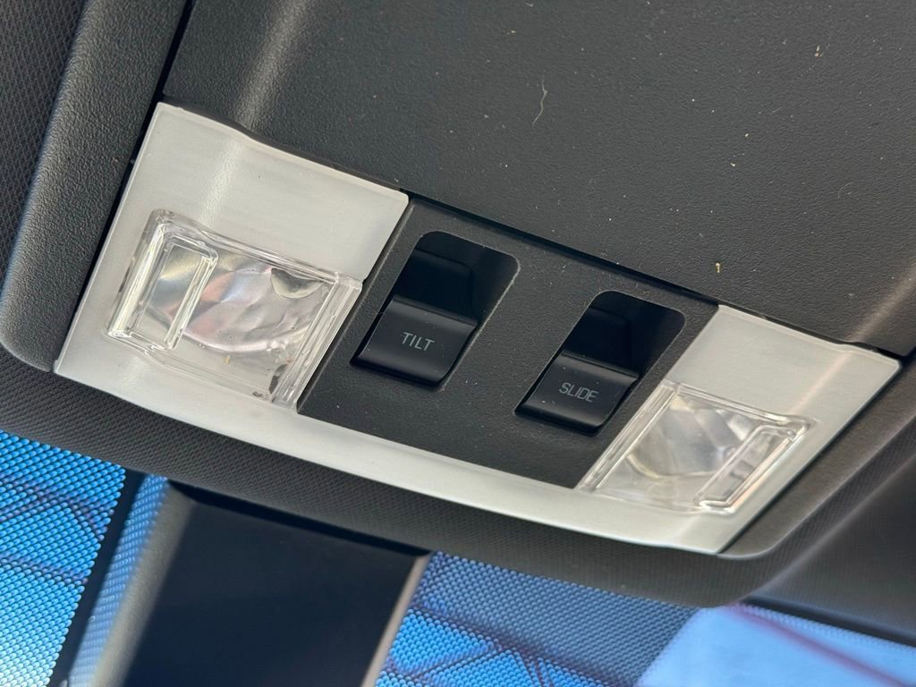 Used 2013 Ford Taurus SHO image 27