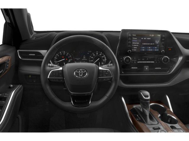 Used 2022 Toyota Highlander Limited AWD/4WD image 7