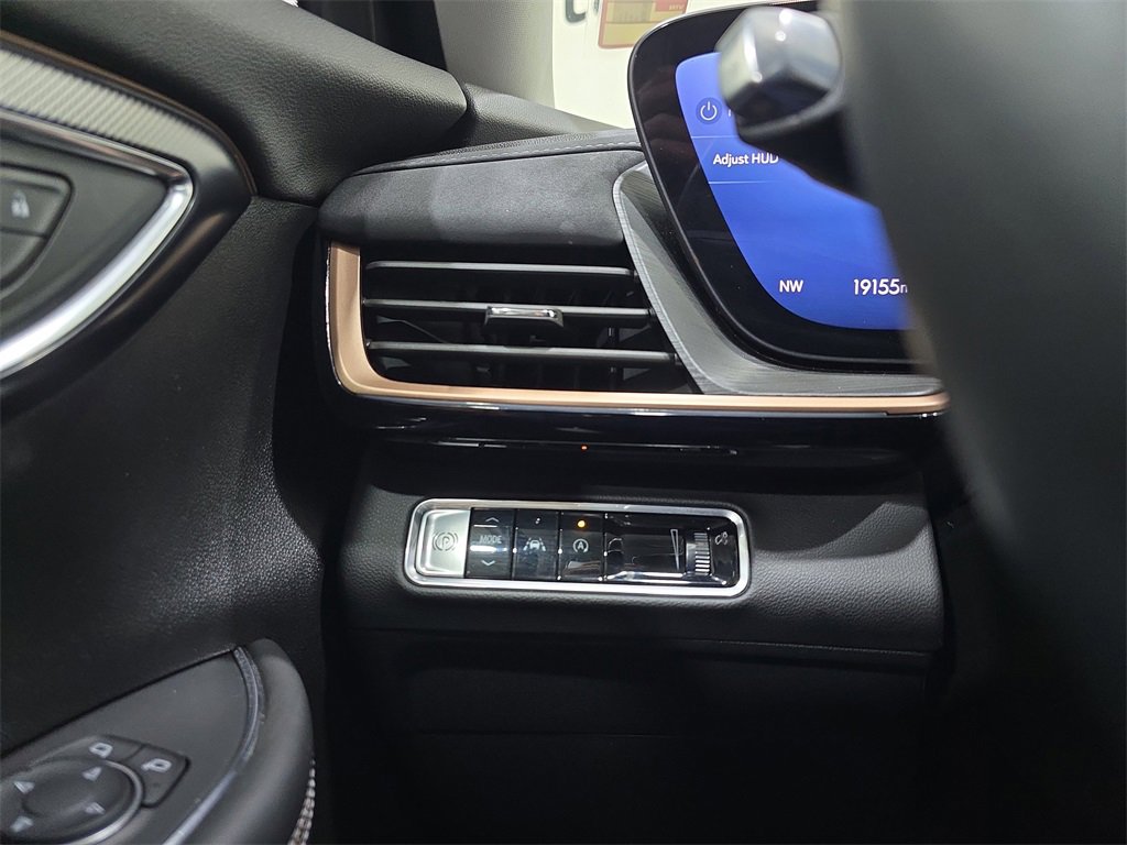 Used 2024 Buick Envision Sport Touring image 28