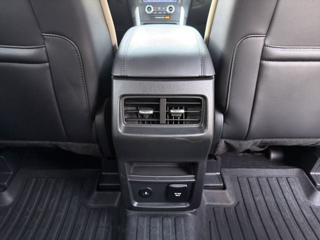Used 2024 Ford Edge SEL w/ Convenience Package AWD/4WD image 21