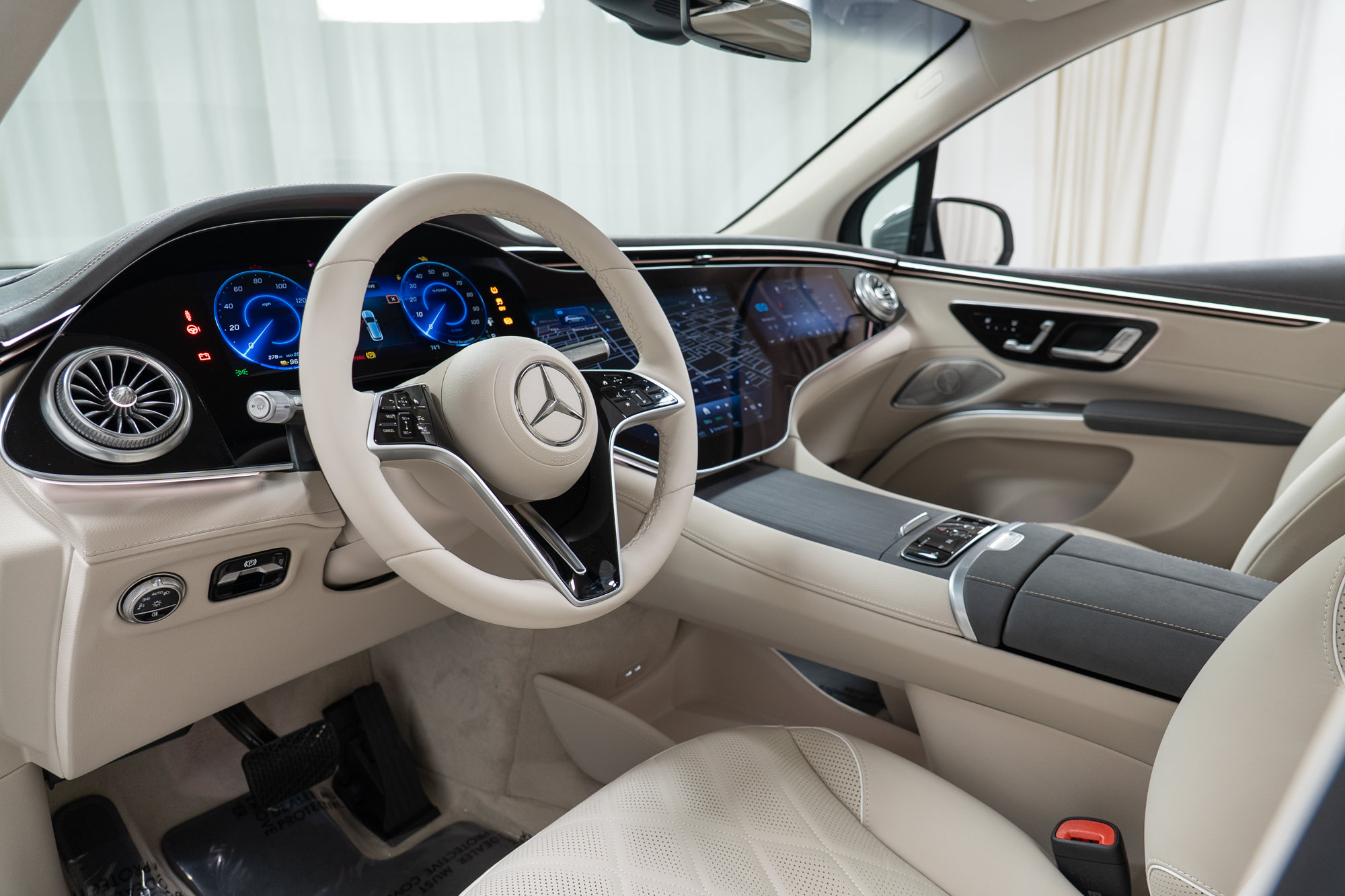 New 2026 Mercedes-Benz EQS 400 4MATIC SUV image 11