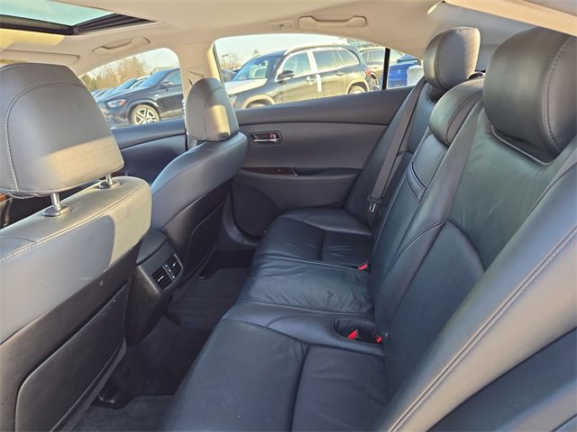 Used 2011 Lexus ES 350 image 29