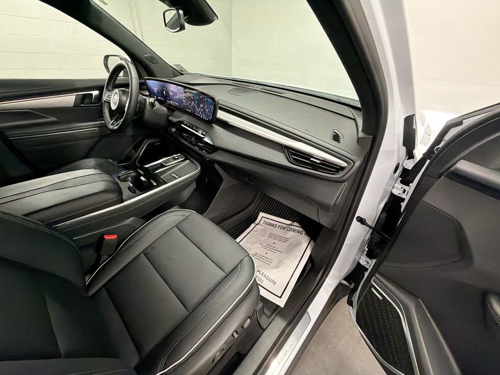 Used 2026 Buick Enclave Preferred w/ LPO, Floor Liner Package FWD image 29