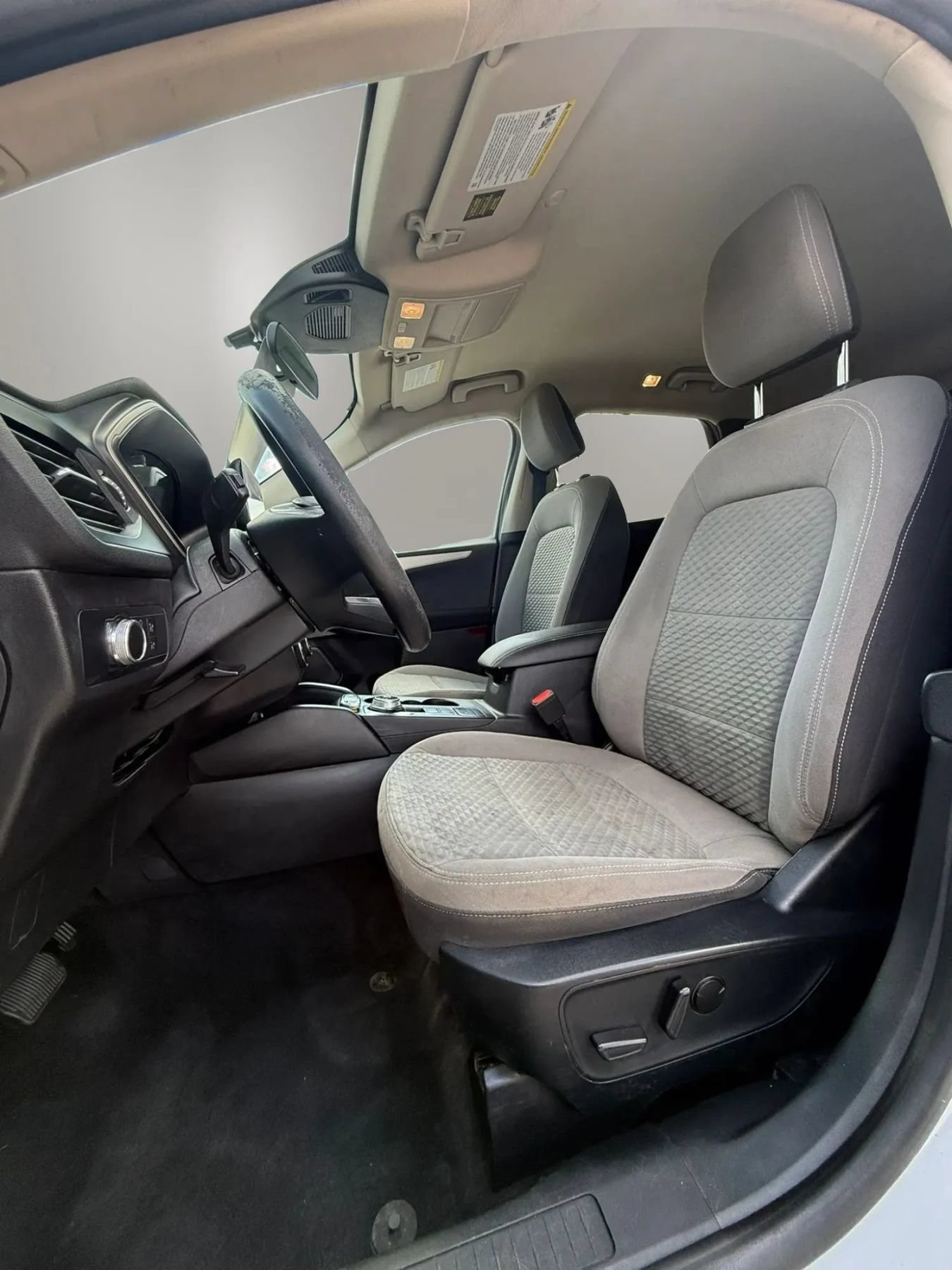 Used 2020 Ford Escape SE AWD/4WD image 14