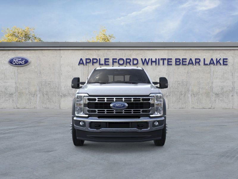 New 2026 Ford F550 4x4 Crew Cab image 6