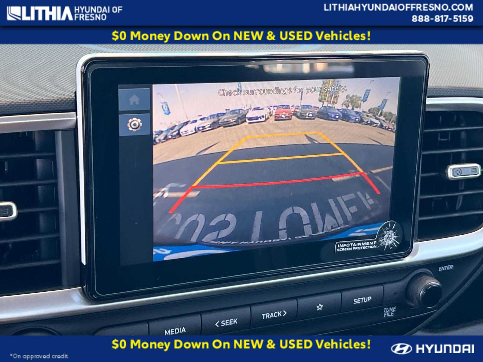New 2025 Hyundai Venue SEL FWD image 19