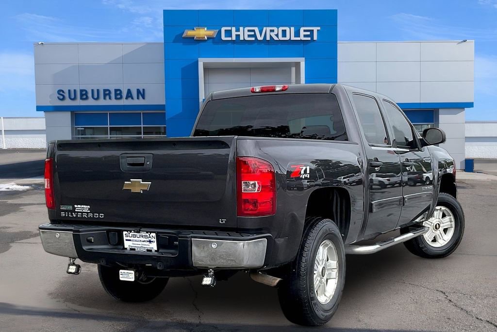 Used 2011 Chevrolet Silverado 1500 LT w/ All-Star Edition AWD/4WD image 2