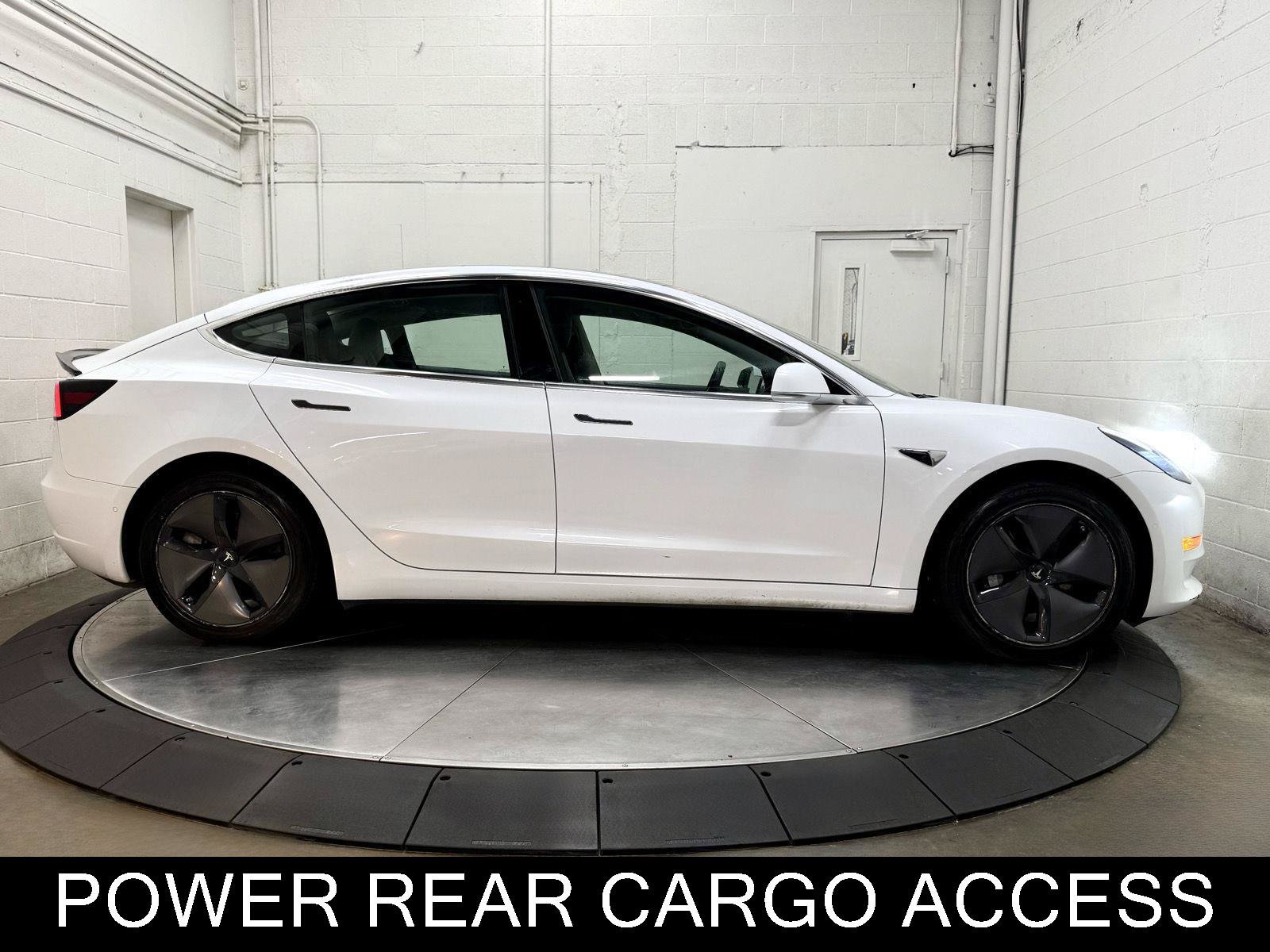 Used 2020 Tesla Model 3 Standard Range Plus RWD image 11