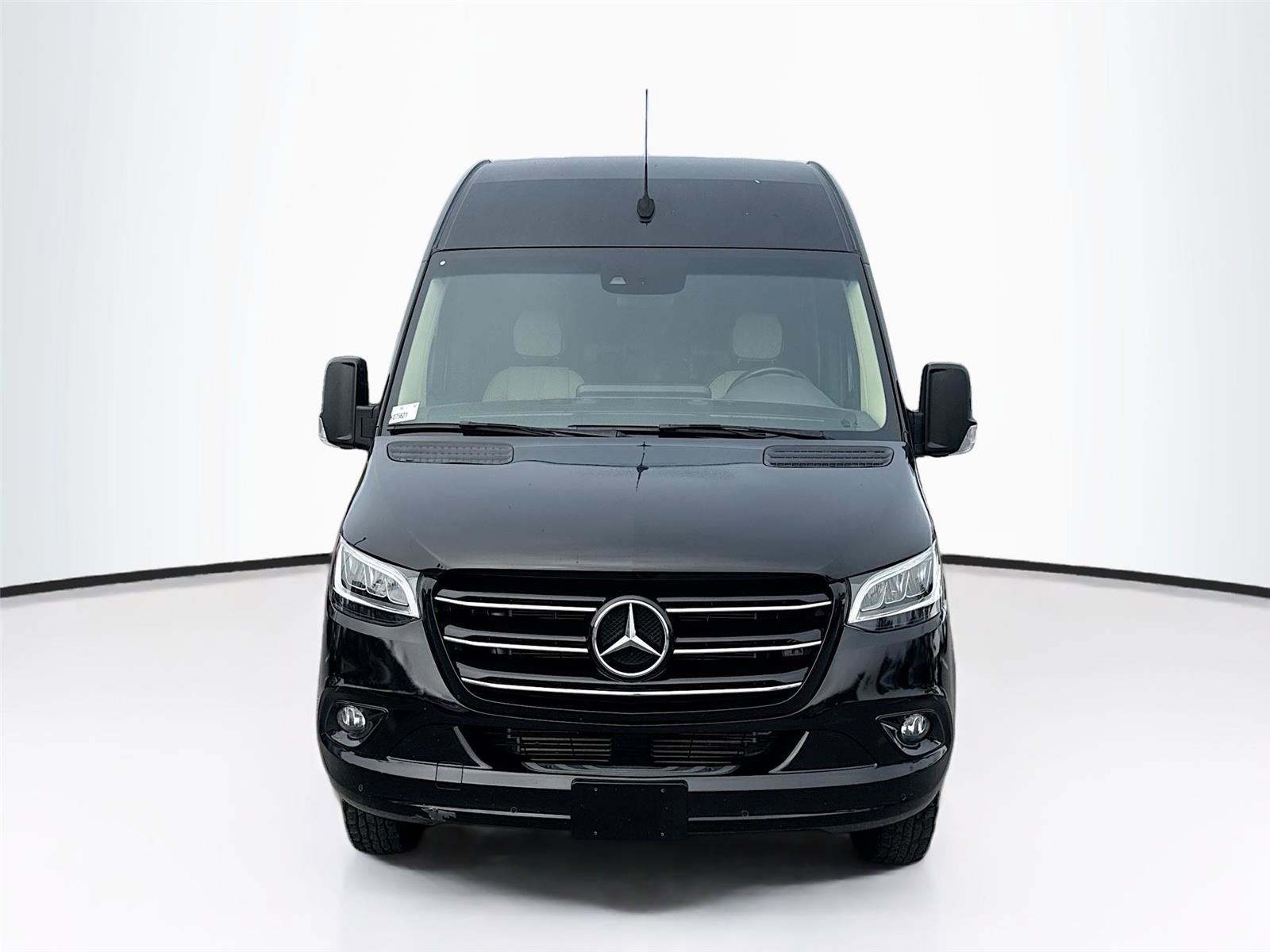 Used 2021 Mercedes-Benz Sprinter 3500 image 22