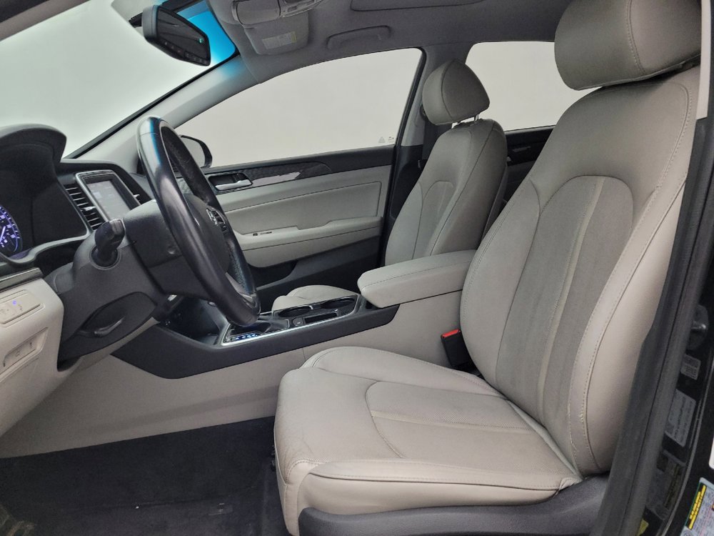 Used 2018 Hyundai Sonata Limited image 17