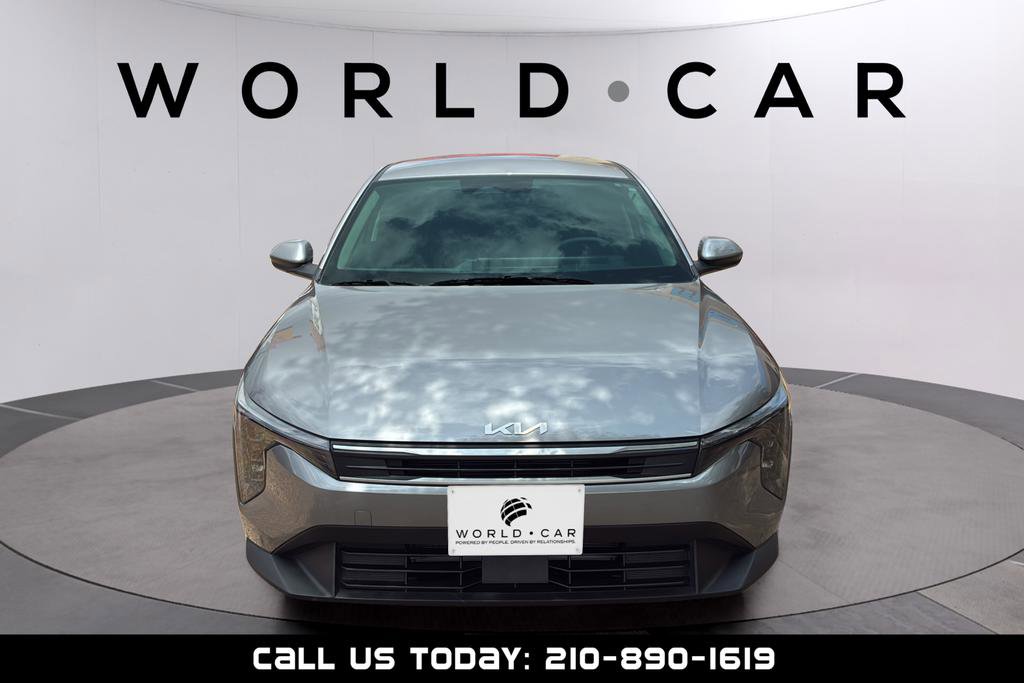 Used 2025 Kia K4 FWD image 9