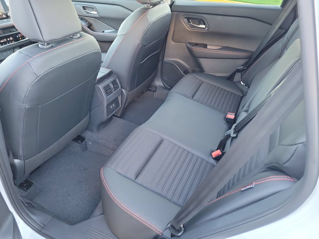 New 2026 Nissan Rogue SV AWD/4WD image 11