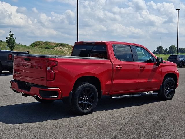 Used 2023 Chevrolet Silverado 1500 RST AWD/4WD image 2
