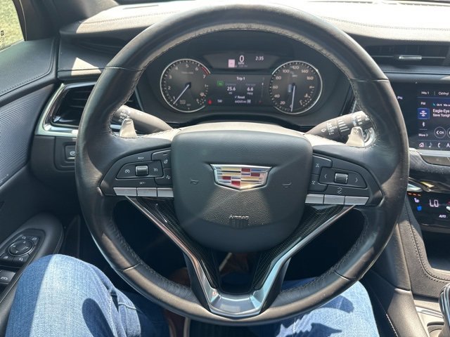 Used 2020 Cadillac XT6 Sport image 10